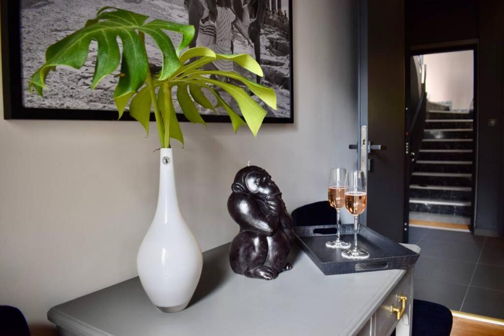 Ockto Luxurious Business Travel Apartment Athén Kültér fotó